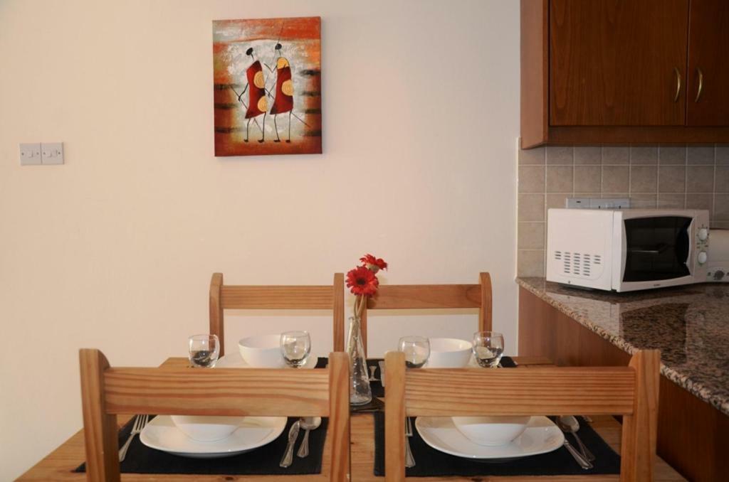 2 Bedroom Poolside Apartment E9 Pegeia Exterior foto