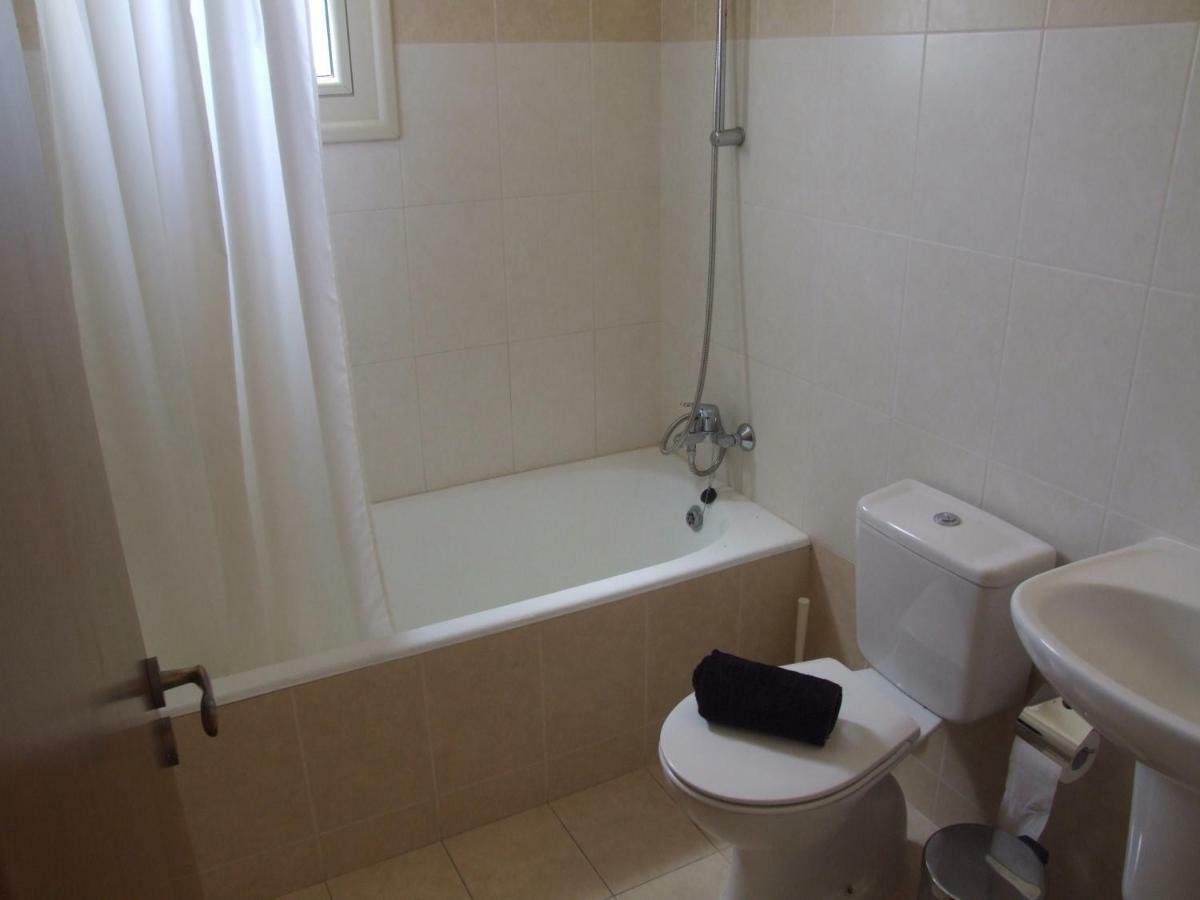 2 Bedroom Poolside Apartment E9 Pegeia Exterior foto