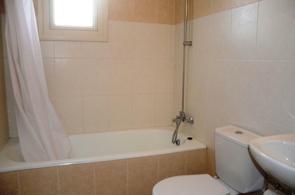 2 Bedroom Poolside Apartment E9 Pegeia Exterior foto