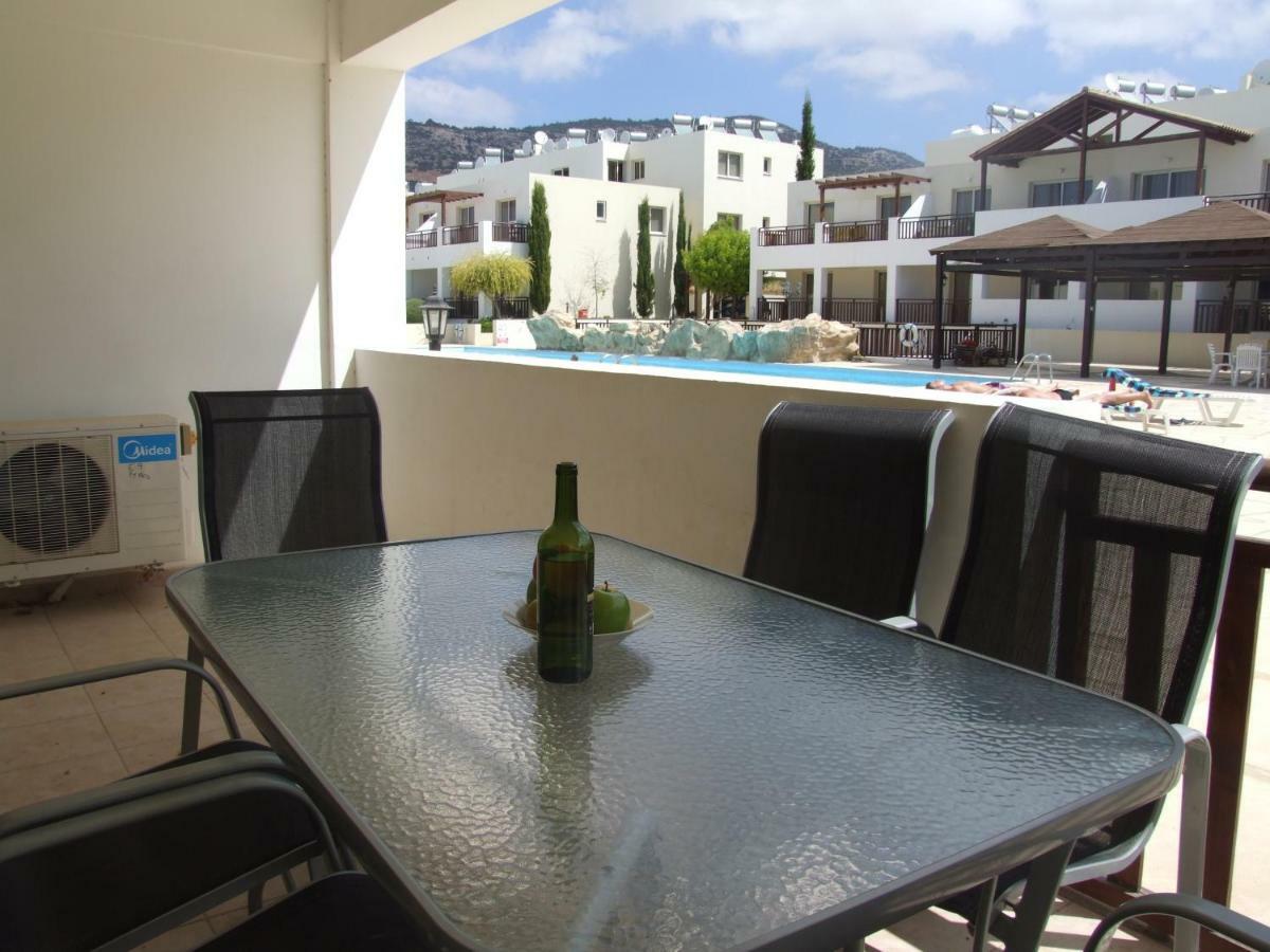 2 Bedroom Poolside Apartment E9 Pegeia Exterior foto